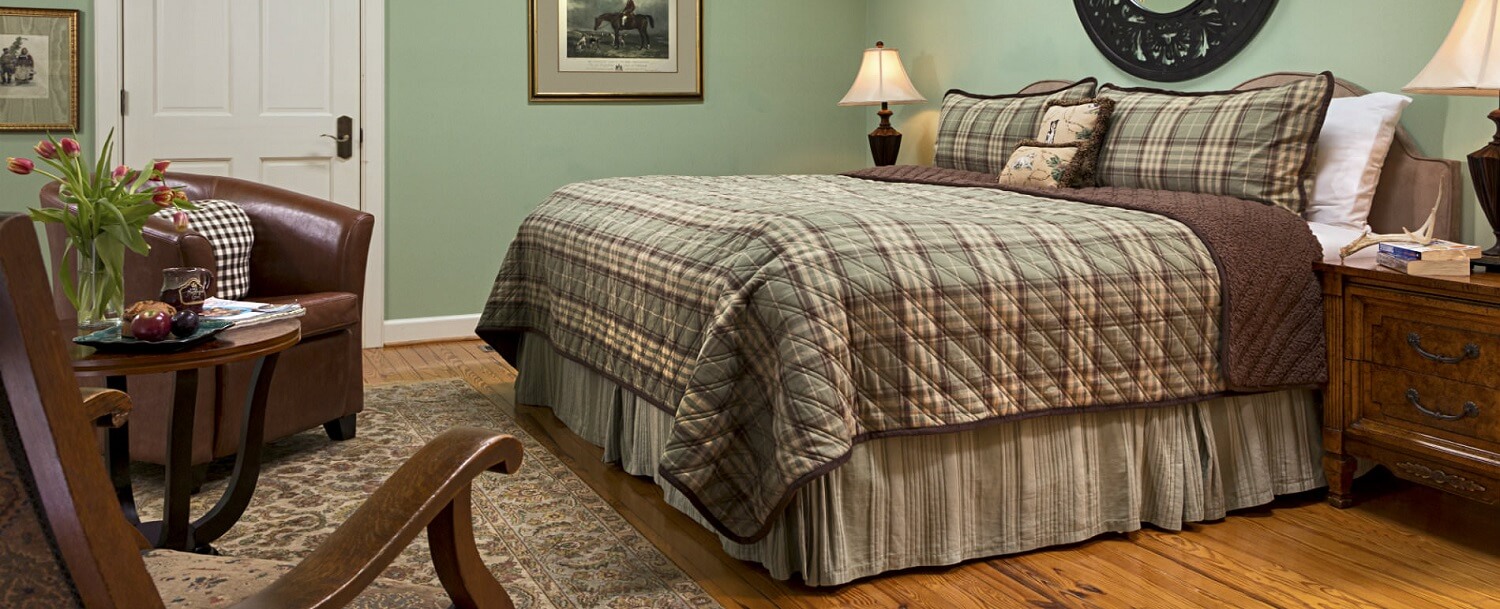 Huntingfield Guest Room Bed